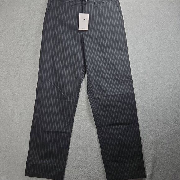 Nike SB Pants Mens 28x32 Pinstripe Dri-FIT Golf Skateboarding DH2904-010 NEW - Picture 1 of 12